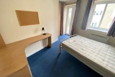 3 bed flat, Regent Street, St Judes, Plymouth, PL48BB - Image 7